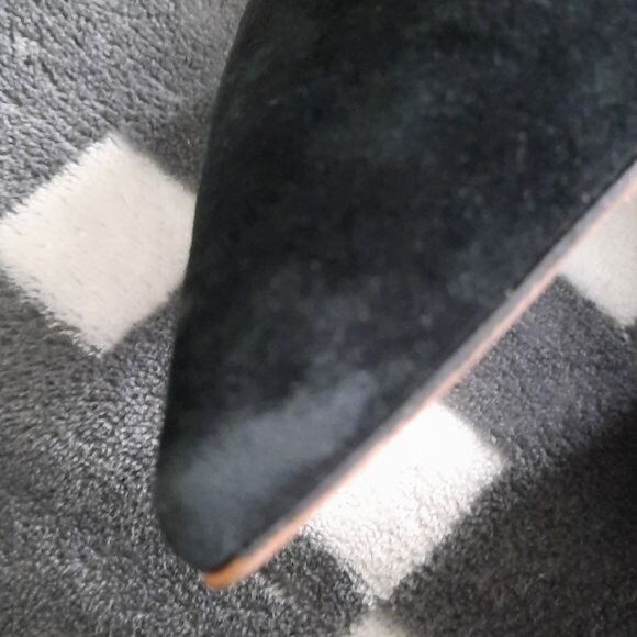 Vince Camuto Carlotte Suede Pointed Toe Strap Stiletto Heel Pump Size 11 - Picture 12 of 15